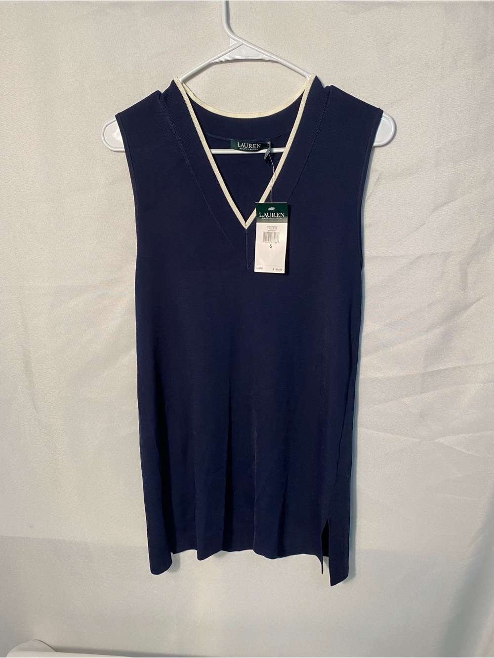 LAUREN Ralph Lauren Vintage Navy V-Neck Sleeveless Knit Top NWT
